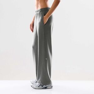 aritzia butter recovery pants grey